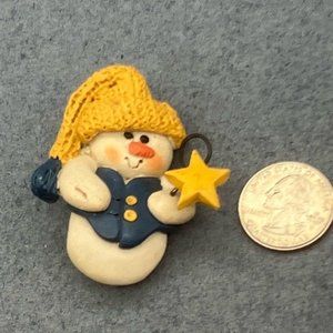 Christmas Pin Brooch Snowman Resin Wire Yellow Star Knit Hat Blue Vest Buttons